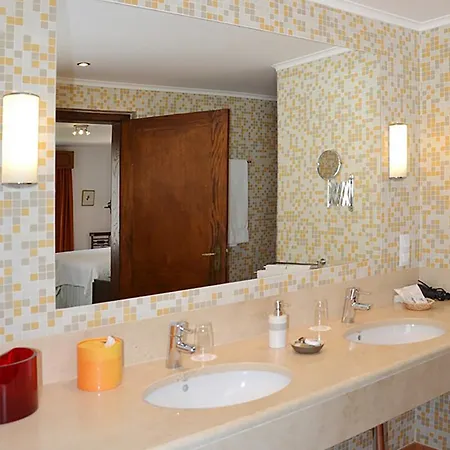 Bed & Breakfast Casa Tres Palmeiras Portimao