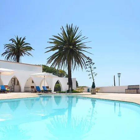 Bed & Breakfast Casa Tres Palmeiras 2*