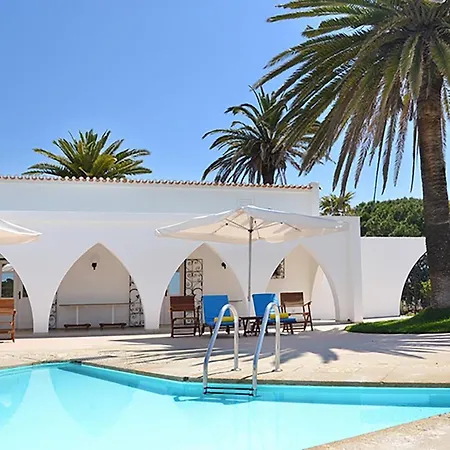 Casa Tres Palmeiras Bed & Breakfast