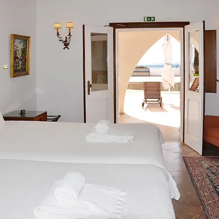 Bed & Breakfast Casa Tres Palmeiras Portimão